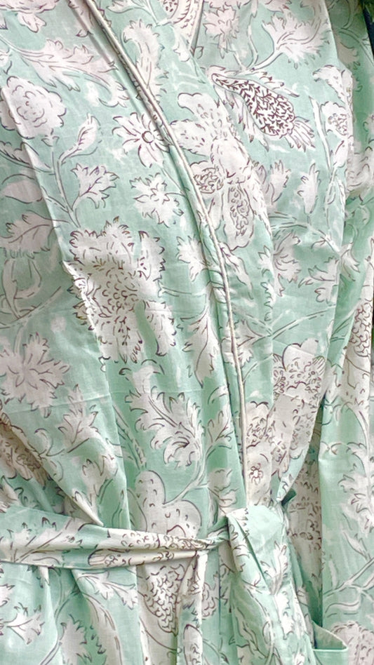 Quality Cotton Kimono in Sage & White Printed Pattern