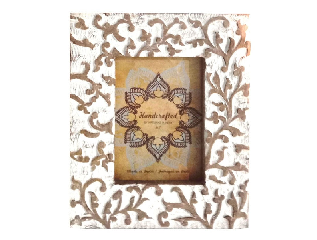 White washed leaf design wooden frame