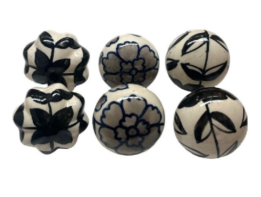 S/6 black/white knobs