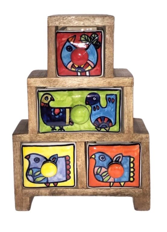 Red bird design pyramid box 15x25x9 cm