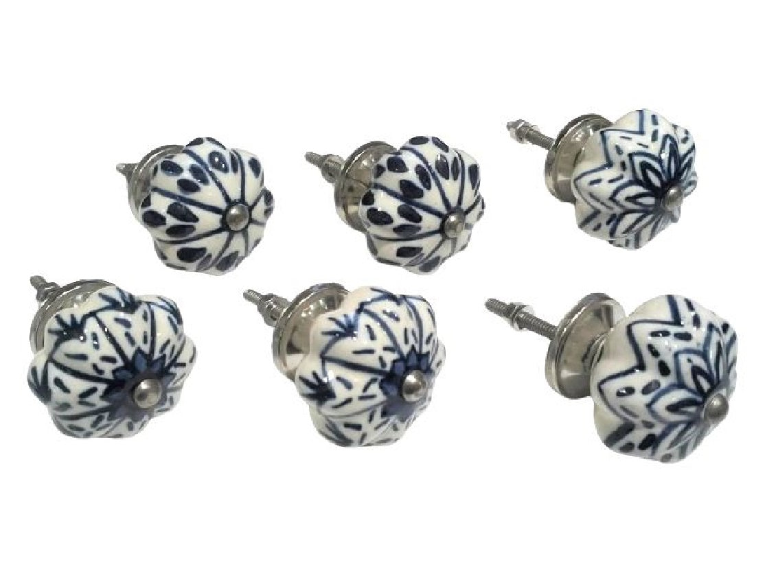 Set of 6 blue and white fluted knobs