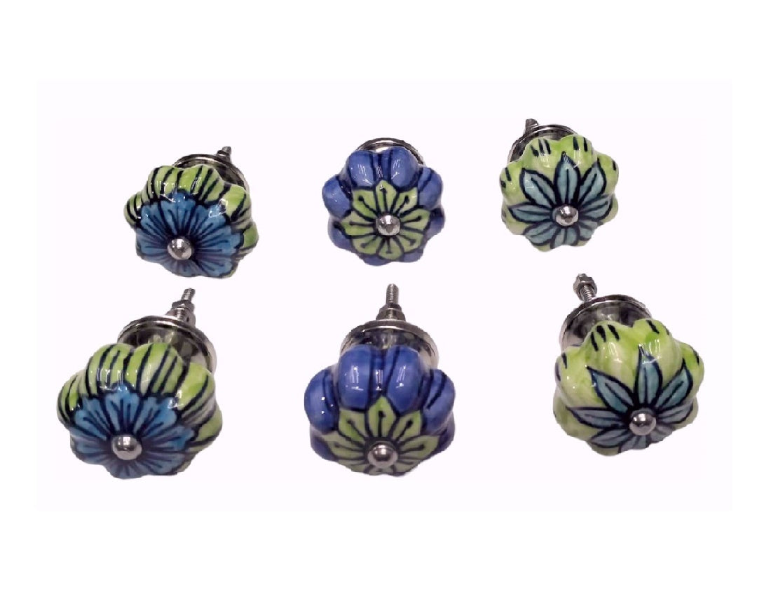 Set of 6 blue and white fluted knobs