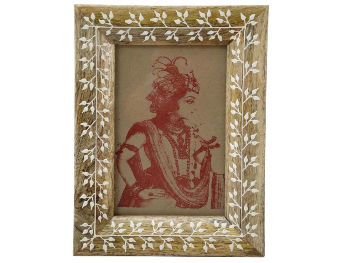 Wooden Frame with Hand Carved 3 Leaf Border Design