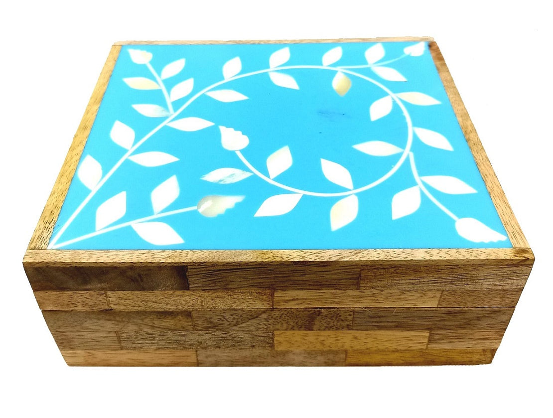 Blue/white bone floral box