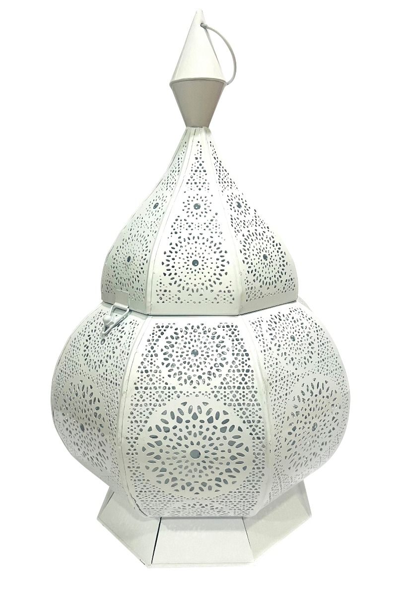 Candle Holders & Lanterns