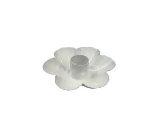 Simple White Flower Candle Holder