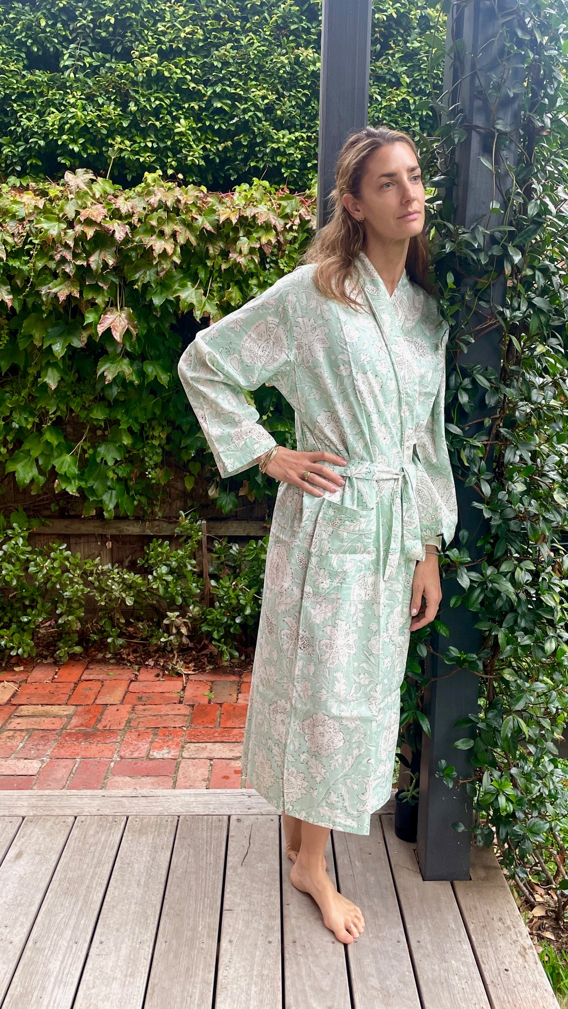 Quality Cotton Kimono in Sage & White Printed Pattern