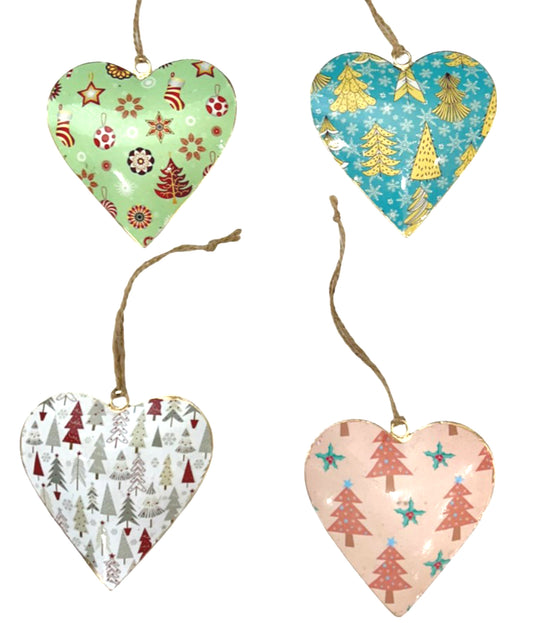 Set of 4 Hanging Hearts with Christmas Tree Design