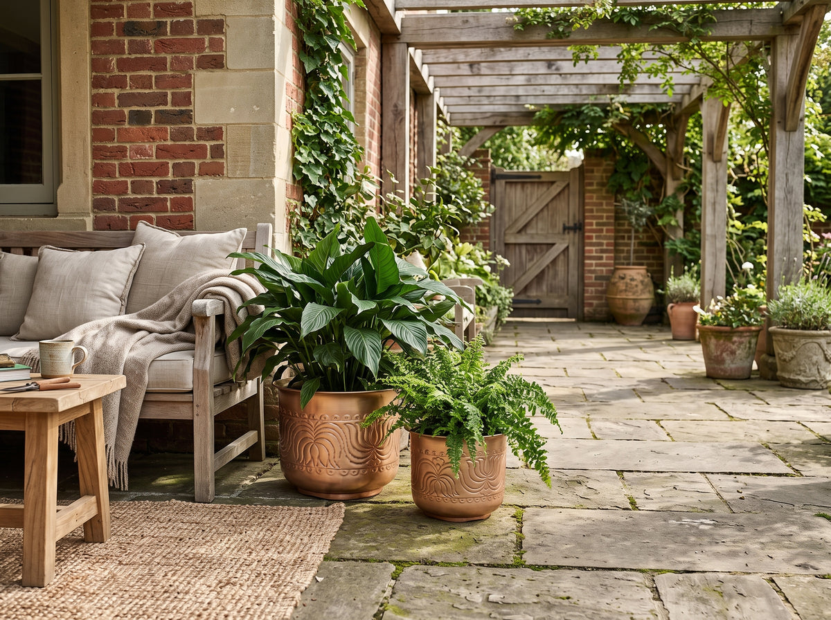 Naksha Lotus Planter Set