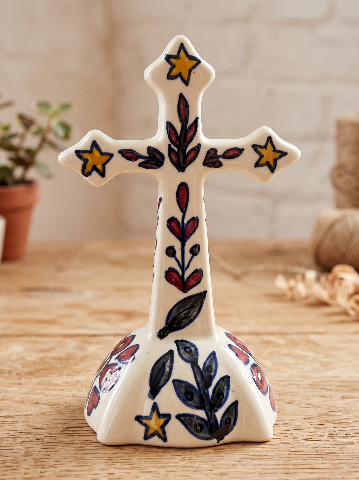 Talavera Stella Cross