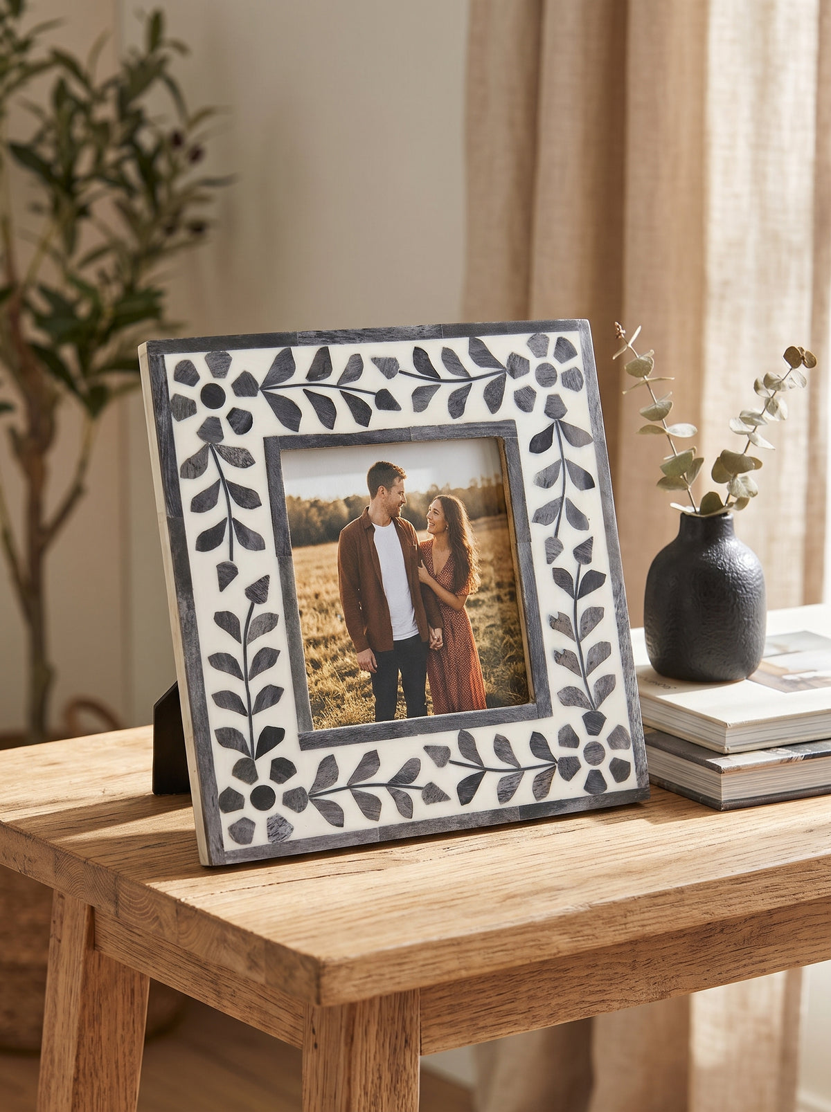 Onyx Jaipur Square Tendril Frame with Bone Inlay