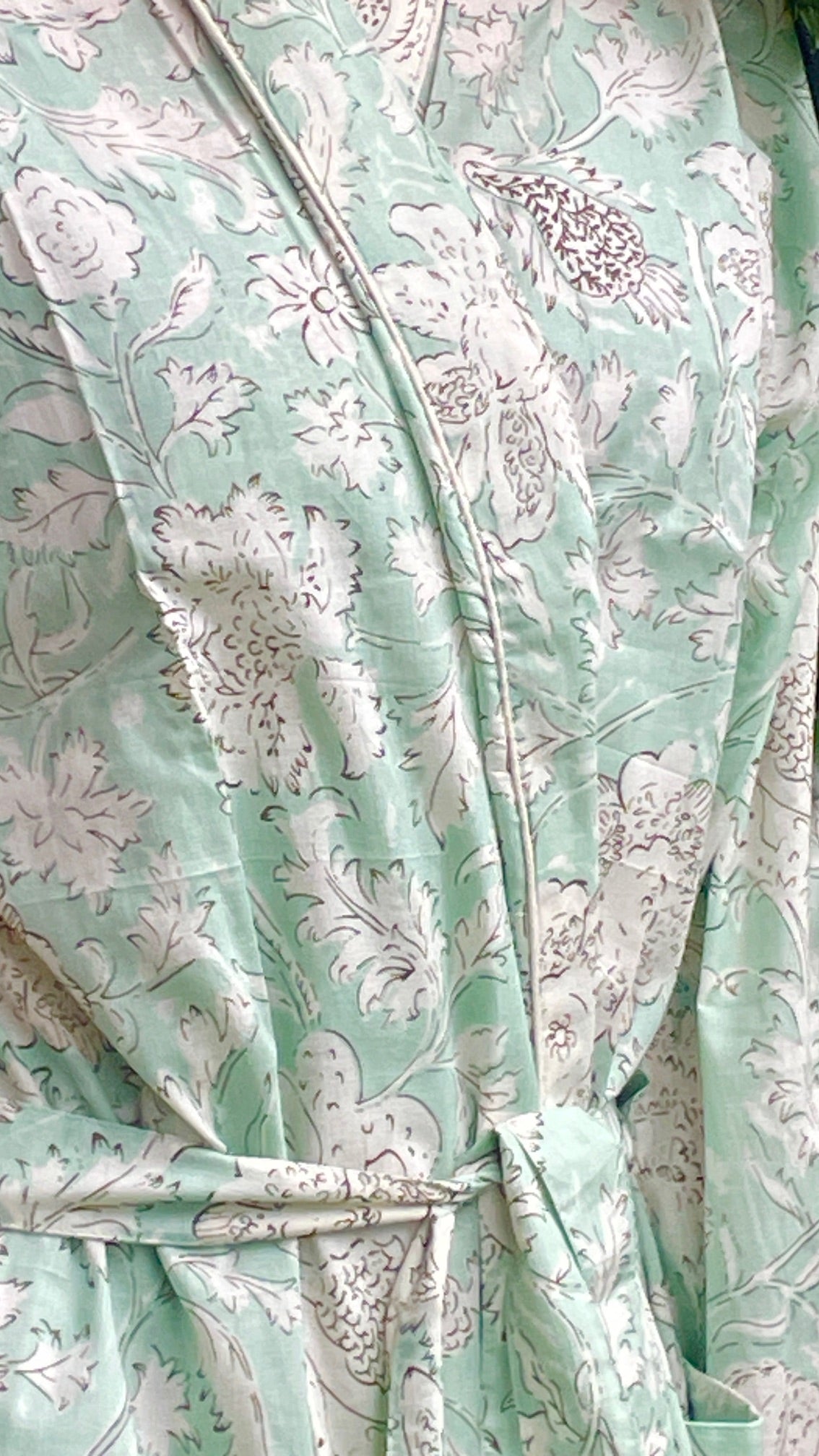 Quality Cotton Kimono in Sage & White Printed Pattern