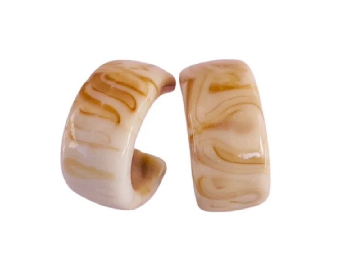 Beige resin earrings