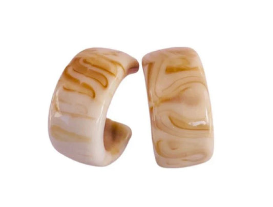 Beige resin earrings