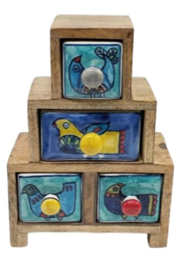 Blue bird design pyramid box 15x25x9 cm