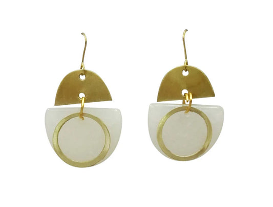 Matt brass hoop E/R on white resin base