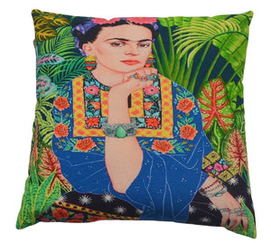 Frida kahlo with bracelet design Cushion cover 45x45 cm
