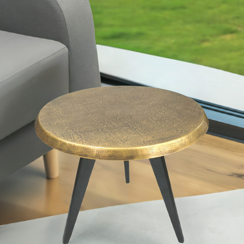 Brass table 60x60x45 cm