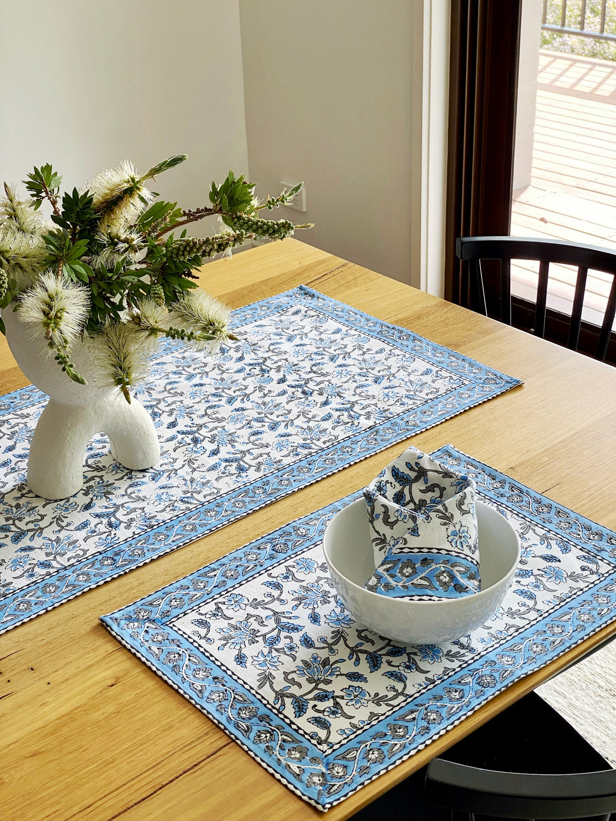 Blue & White Floral Placemats 4 Set