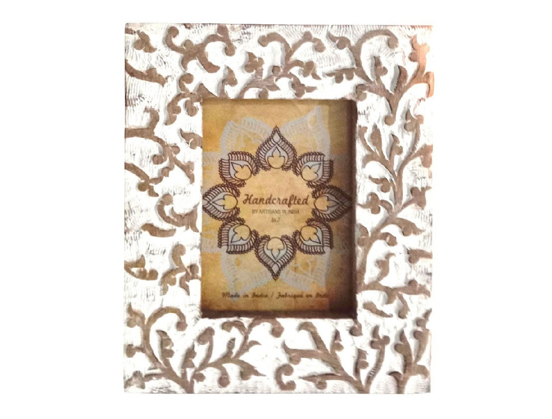 White washed leaf design wooden frame