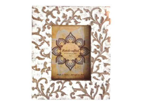White washed leaf design wooden frame