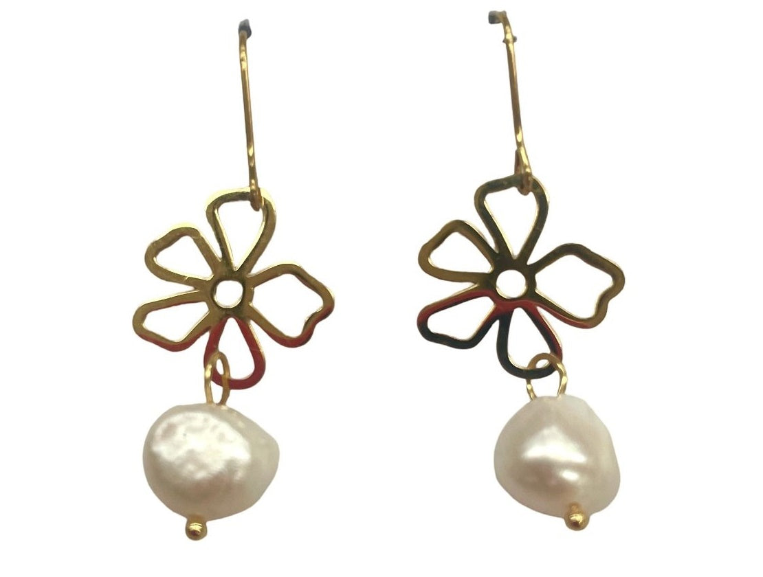 Flower Pearl Earrings