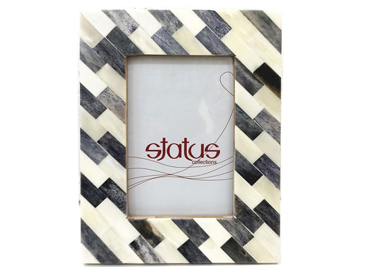 Grey/white bone frame