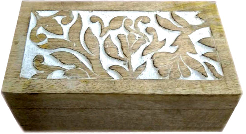 Whitewashed carved box 20x10x8 cm