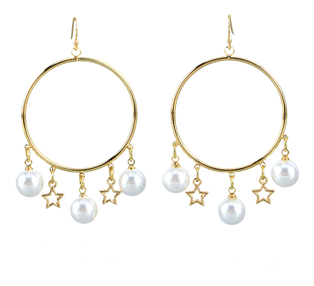 Gold hoop earring with pearls & star