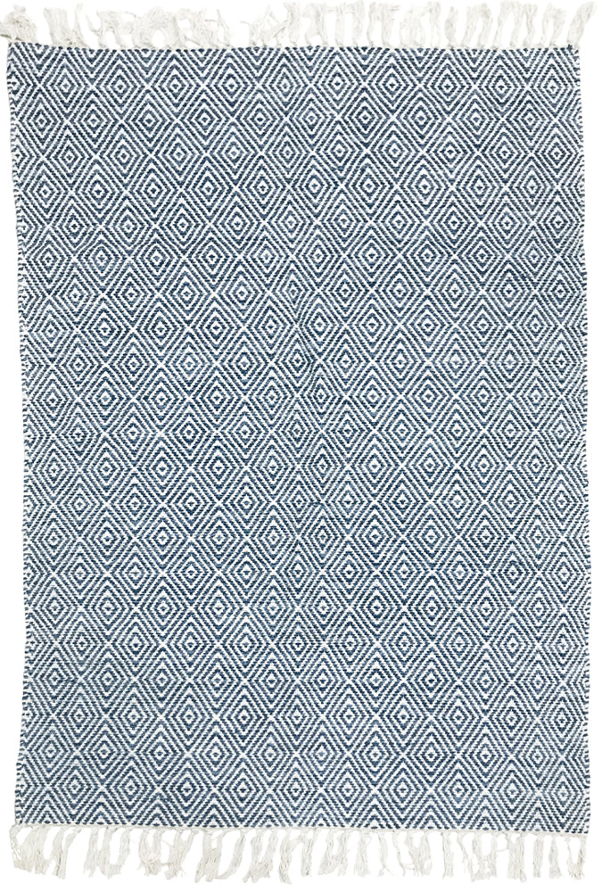 Blue/white kilim rug120x180cm